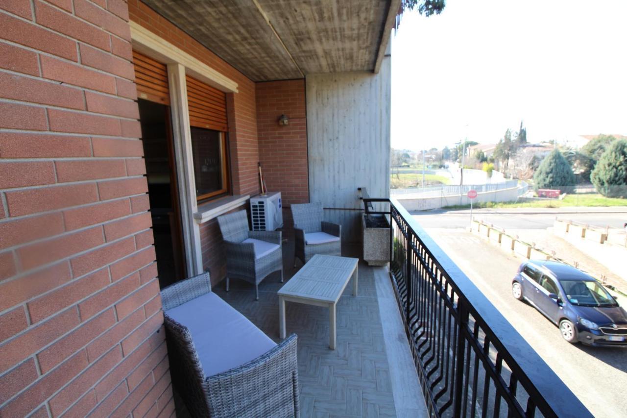 Casa Vacanze Vanda Asís Exterior foto